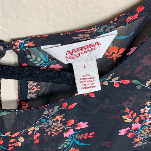 Black floral blouse - Picture 4 of 5